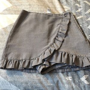 Mimi Chica S checkered ruffle wrap mini skort